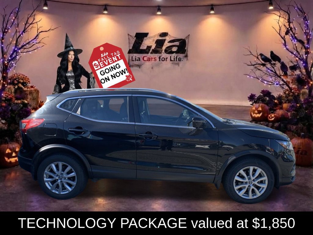 Used 2022 Nissan Rogue Sport SV w/ Technology Package AWD/4WD image 2