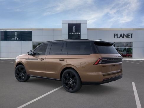 New 2026 Lincoln Navigator Black Label AWD/4WD image 4