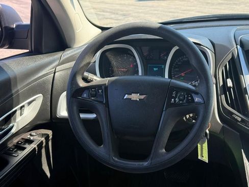 Used 2017 Chevrolet Equinox LS FWD image 12