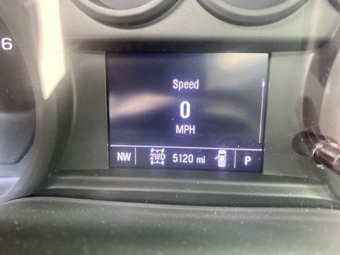 Certified 2024 GMC Sierra 2500 Pro w/ Convenience Package image 2