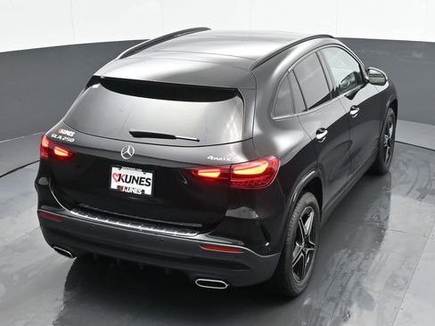 New 2025 Mercedes-Benz GLA 250 4MATIC image 32