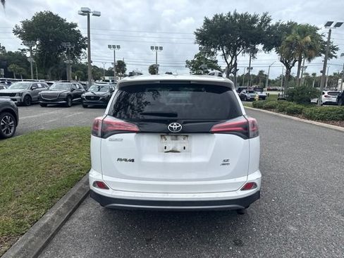 Used 2017 Toyota RAV4 SE AWD/4WD image 3