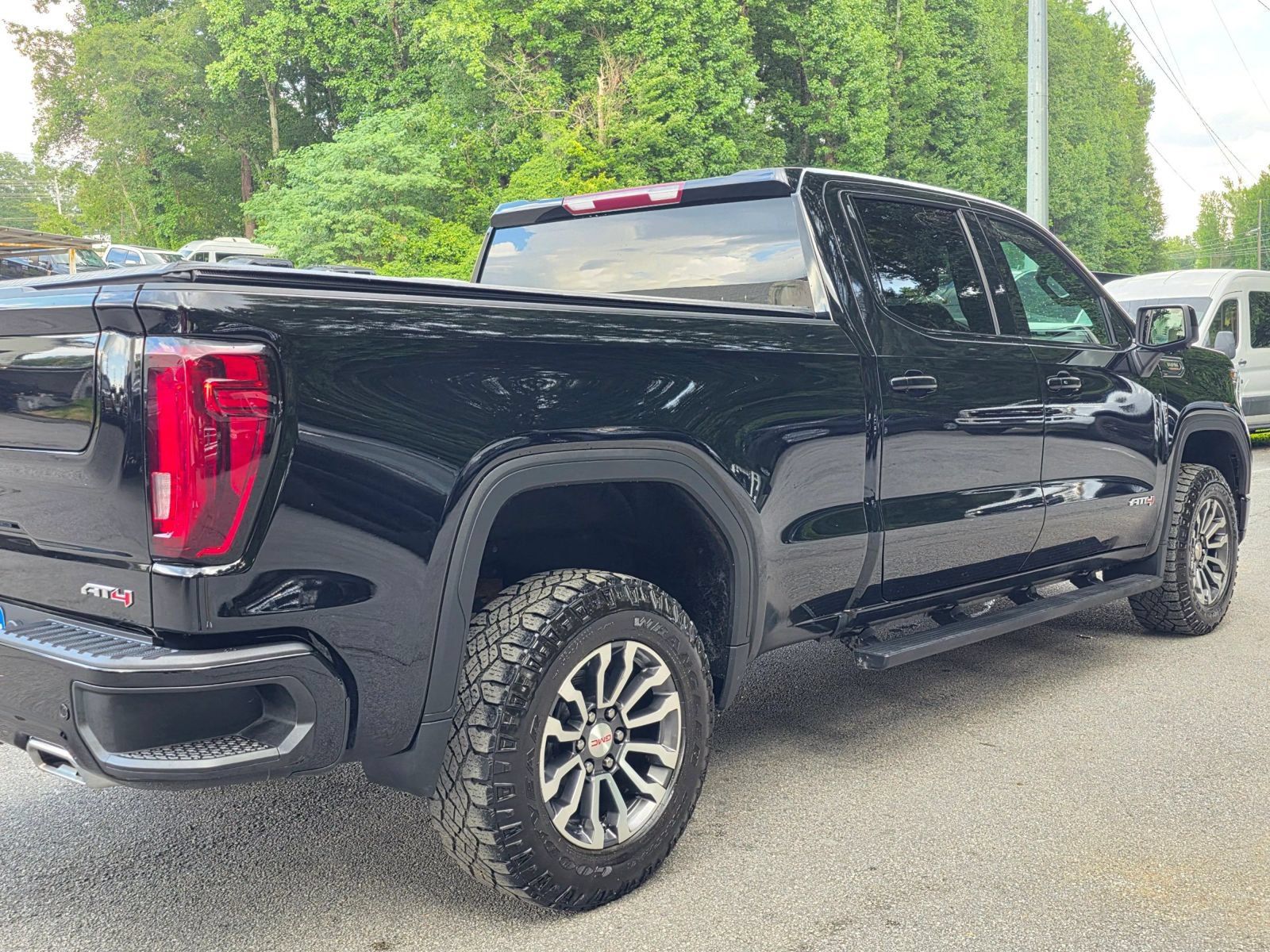 Used 2023 GMC Sierra 1500 AT4 AWD/4WD image 38
