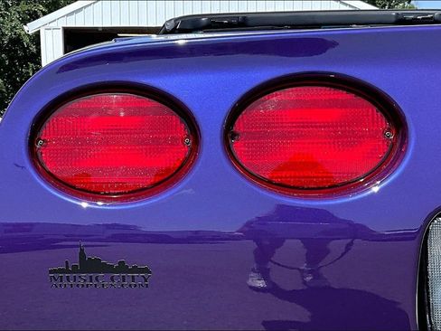 Used 1998 Chevrolet Corvette Convertible w/ Memory Pkg RWD image 21