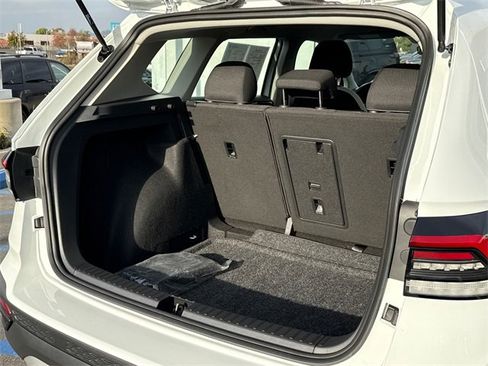 Certified 2025 Volkswagen Taos S image 11