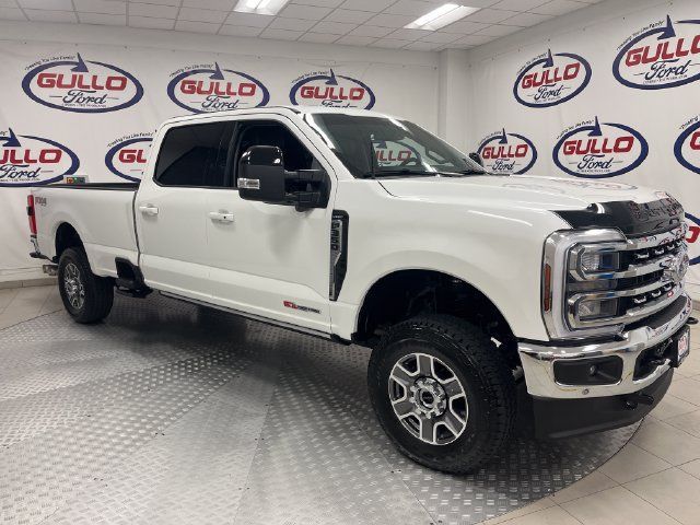 Used 2026 Ford F350 Lariat w/ Lariat Ultimate Package AWD/4WD image 1