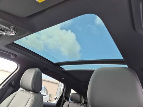 Used 2025 Audi Q7 2.0T Premium w/ Convenience Plus Package image 18