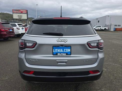 Used 2023 Jeep Compass Limited w/ Elite Group image 4