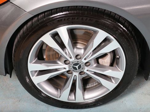 Used 2018 Mercedes-Benz C 300 Sedan image 21