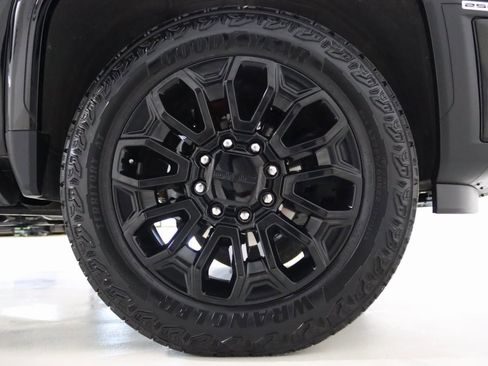 Used 2024 GMC Sierra 2500 Denali Ultimate image 89