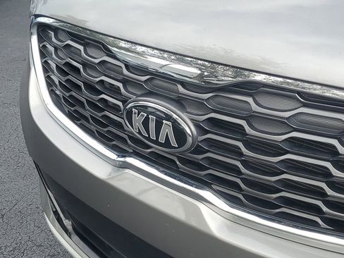 Used 2019 Kia Sorento EX image 10