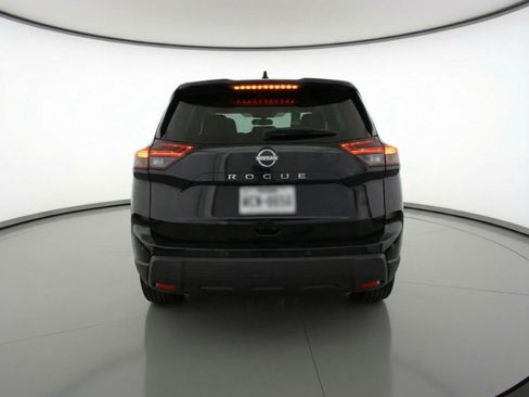 Used 2025 Nissan Rogue SV FWD image 7
