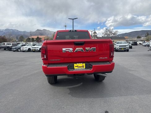 New 2026 RAM 2500 Big Horn AWD/4WD image 6