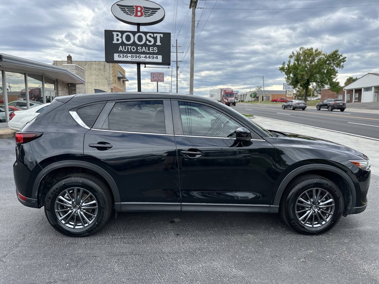 Used 2020 MAZDA CX-5 Touring FWD image 8