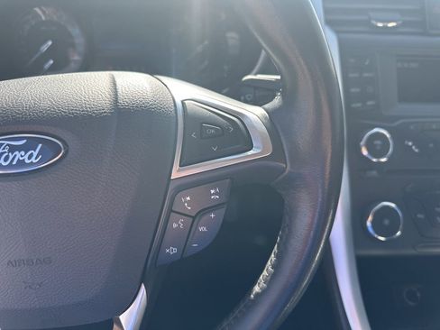 Used 2016 Ford Fusion SE w/ Equipment Group 201A image 10