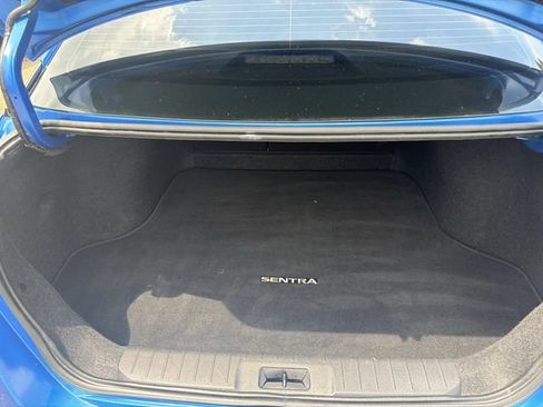 Used 2022 Nissan Sentra SV FWD image 10