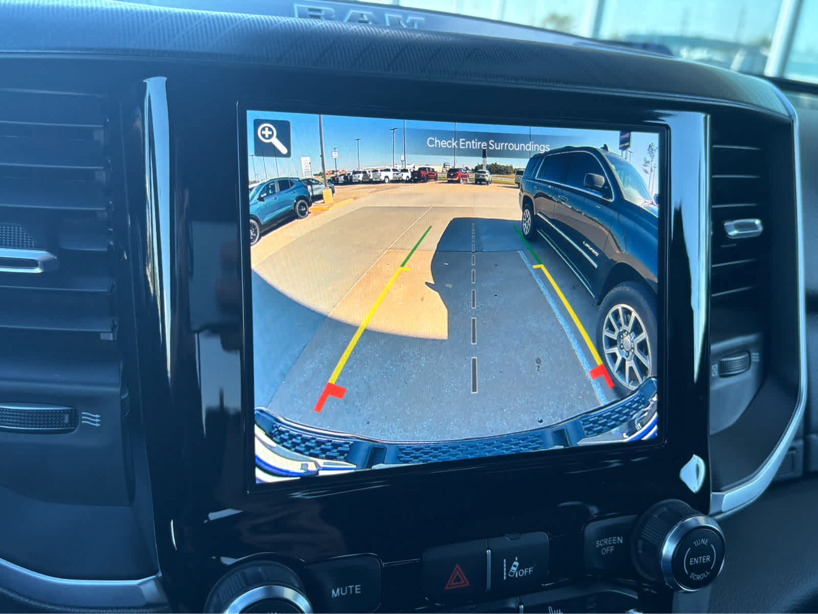 Used 2025 RAM 1500 Big Horn AWD/4WD image 24