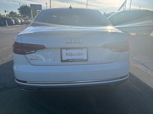 Used 2019 Audi A4 2.0T Premium w/ Convenience Package FWD image 5