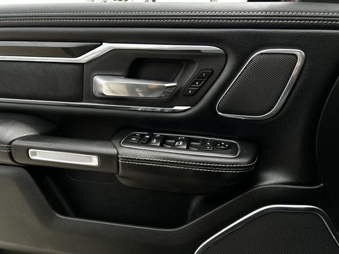 Used 2019 RAM 1500 Laramie AWD/4WD image 26