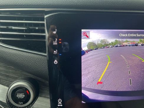 Used 2022 Jeep Wagoneer Series II image 16