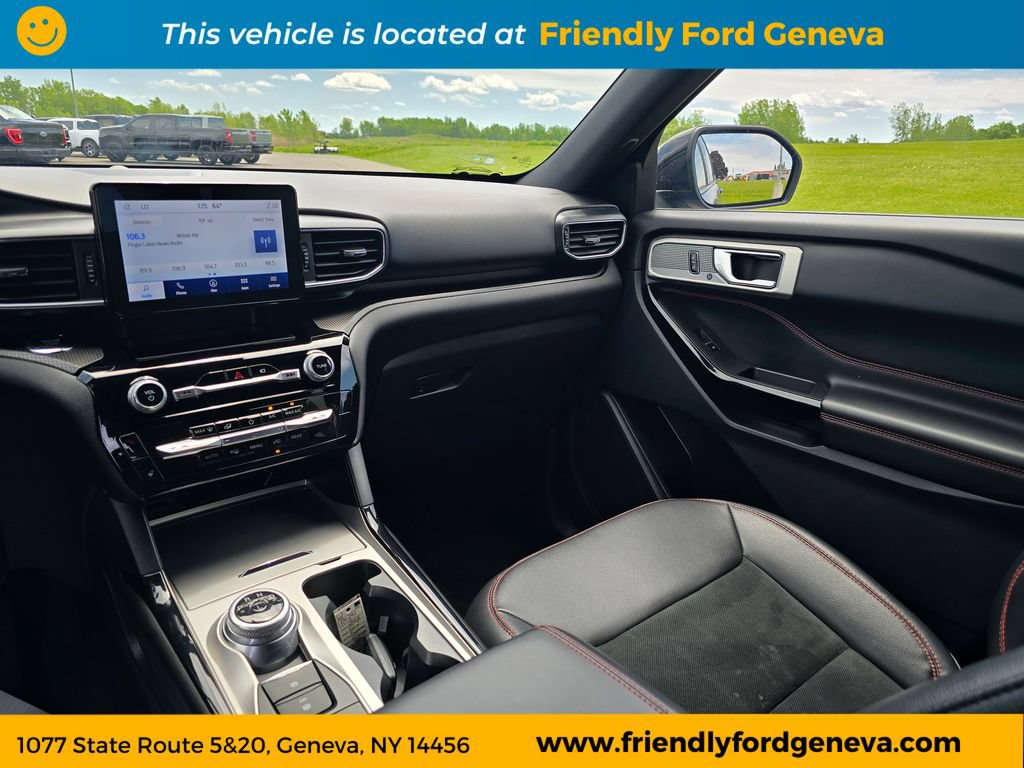 Used 2023 Ford Explorer ST-Line AWD/4WD image 17