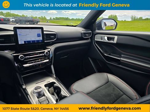 Used 2023 Ford Explorer ST-Line AWD/4WD image 17