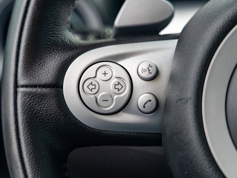 Used 2009 MINI Cooper S image 16