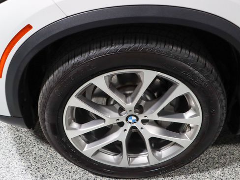 Used 2022 BMW X5 sDrive40i RWD image 11