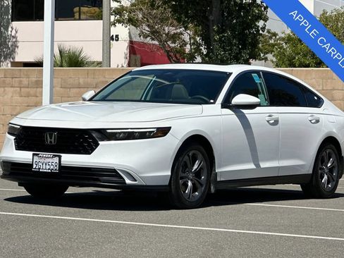 Used 2023 Honda Accord EX image 8
