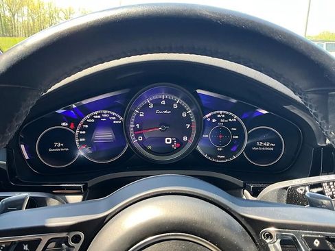 Used 2020 Porsche Cayenne Turbo AWD/4WD image 17