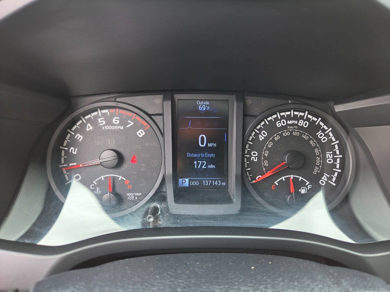 Used 2019 Toyota Tacoma SR AWD/4WD image 25