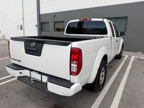 Used 2018 Nissan Frontier S RWD image 8