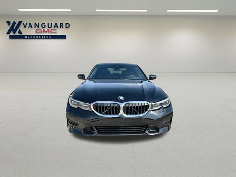 Used 2021 BMW 330i xDrive Sedan w/ Convenience Package image 3