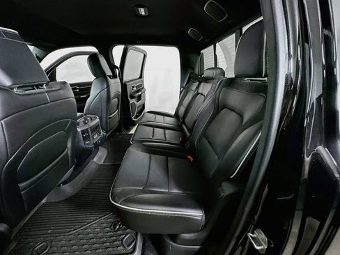 Used 2025 RAM 1500 Laramie w/ Sport Appearance Package AWD/4WD image 14