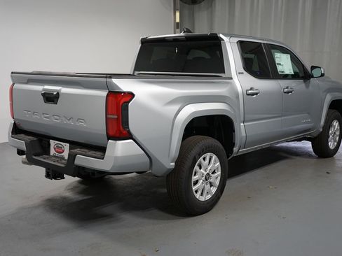 New 2025 Toyota Tacoma SR5 image 8