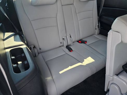 Used 2017 Honda Pilot Touring image 20