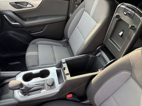 Used 2024 Chevrolet Blazer LT w/ Convenience Package FWD image 22