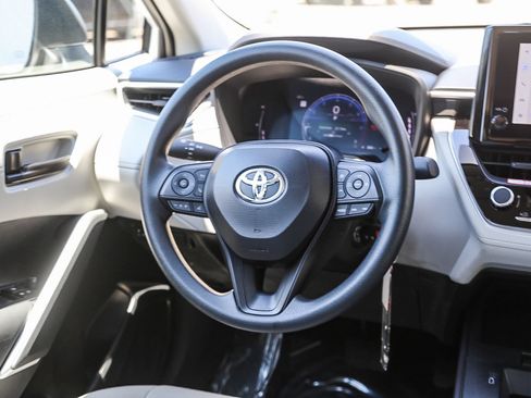 Used 2026 Toyota Corolla Cross L FWD image 13