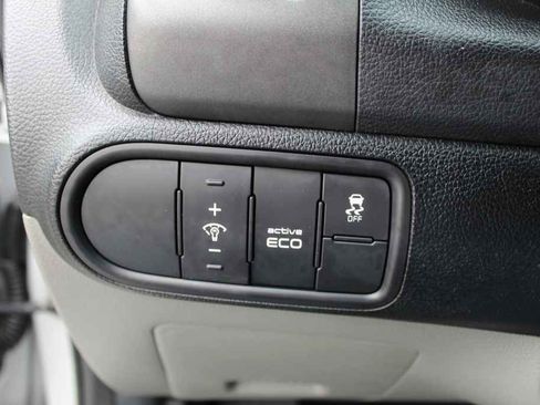Used 2015 Kia Forte LX FWD image 12