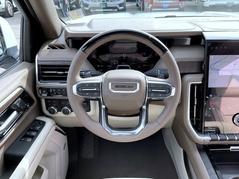 New 2026 GMC Yukon Denali image 11
