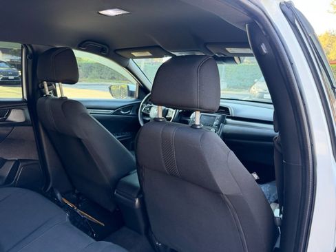 Used 2019 Honda Civic Sport image 14