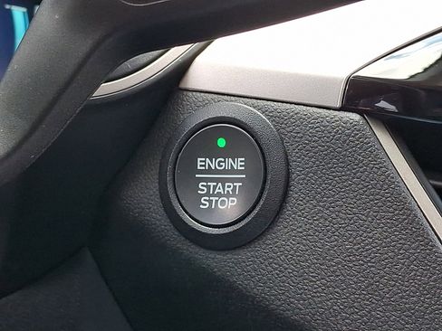 Certified 2022 Ford Escape SEL w/ Technology Package AWD/4WD image 24
