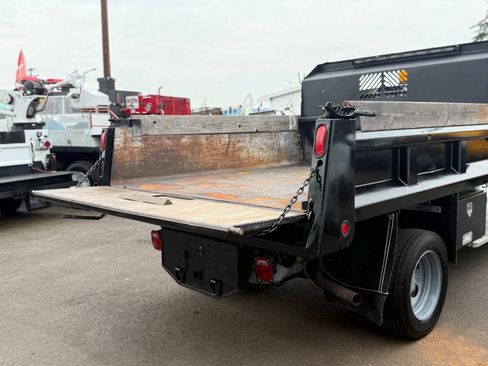 Used 2006 Ford F450 2WD Regular Cab Super Duty image 12