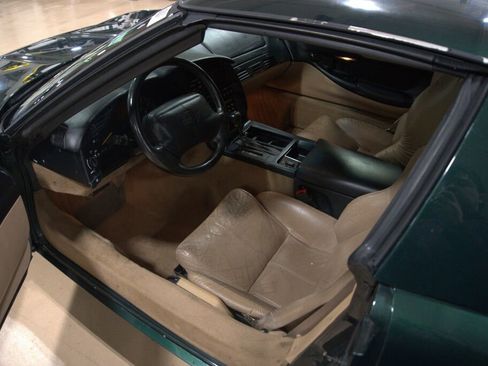 Used 1995 Chevrolet Corvette Coupe image 36