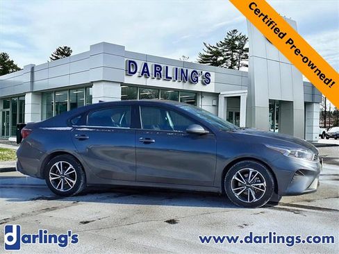 Used 2023 Kia Forte LXS image 4