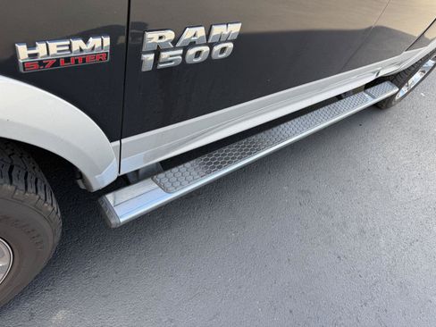 Used 2014 RAM 1500 Laramie w/ Convenience Group AWD/4WD image 9
