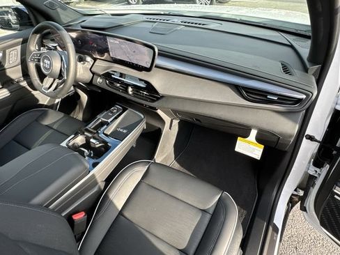 New 2026 Buick Enclave Sport Touring w/ Power Package image 30