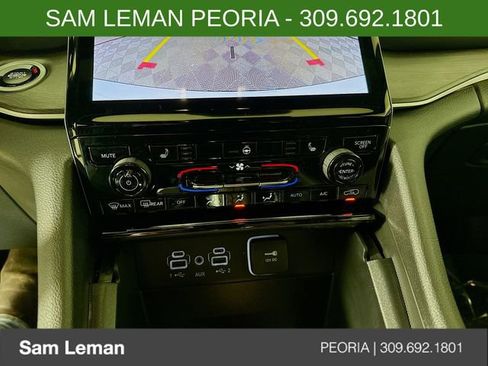 New 2025 Jeep Grand Cherokee L Limited w/ Black Appearance Package image 16