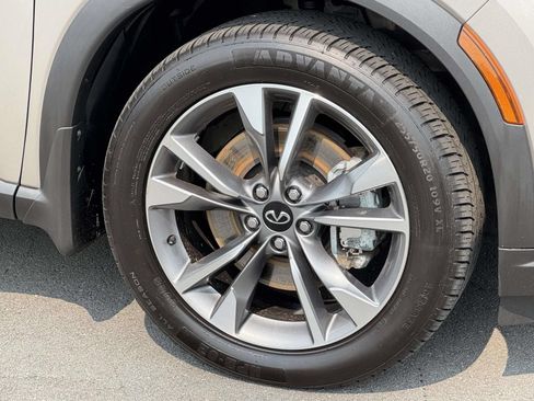 Used 2023 INFINITI QX60 Luxe w/ Cargo Package AWD/4WD image 7