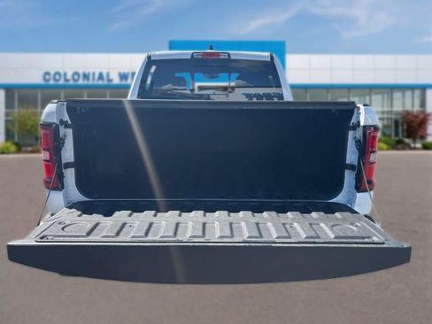 Used 2025 RAM 1500 Big Horn AWD/4WD image 9